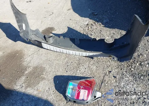 2017 Subaru Forester 2.5I Premium из США, поврежденный, VIN JF2SJAEC1HG804326